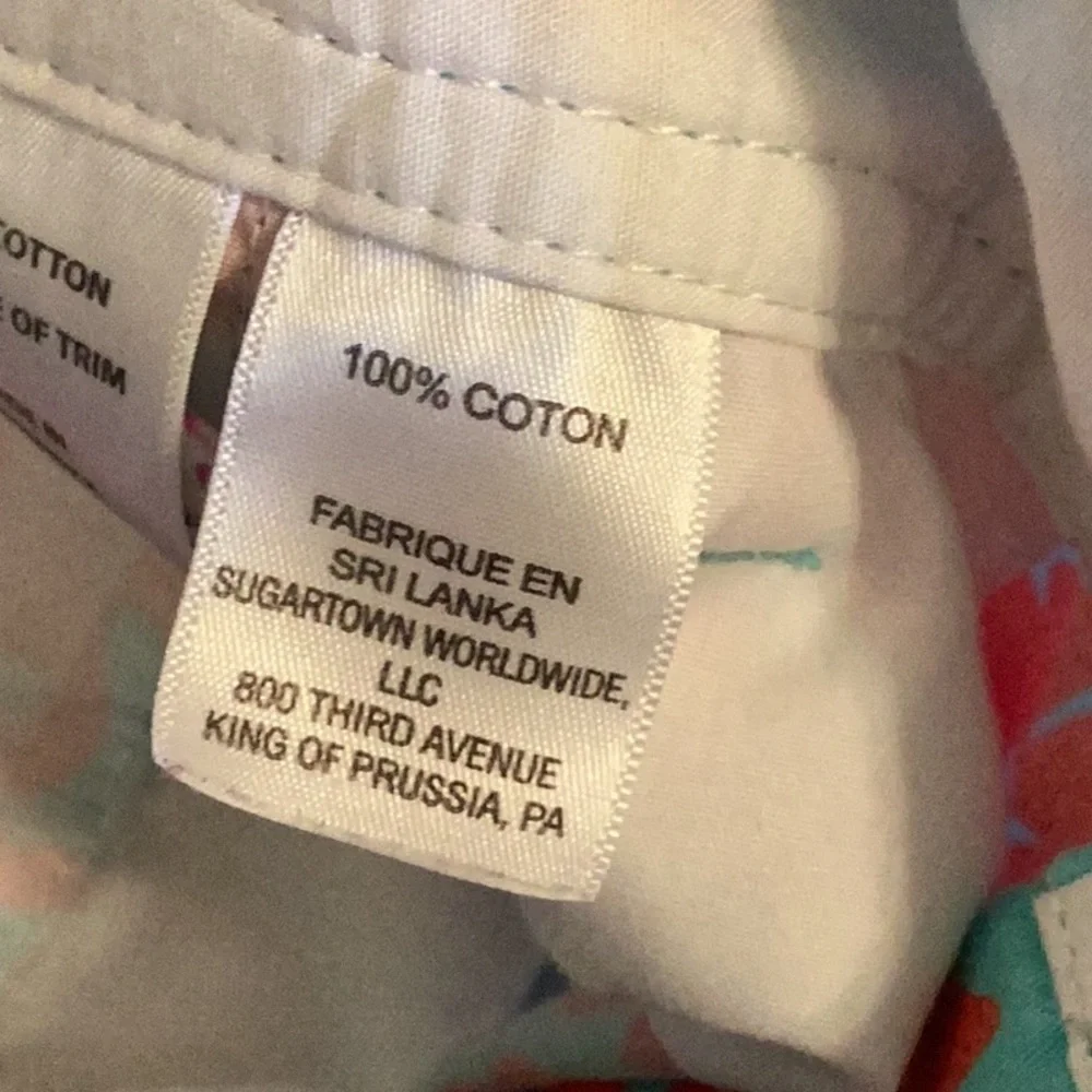 Lilly Pulitzer Callahan shorts. “Don't Be Shellfish”.  Women’s size 4